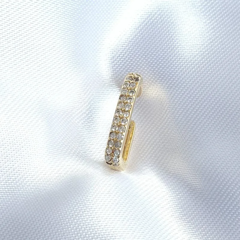 Piercing Fake Linha Dupla Oval Cravejada