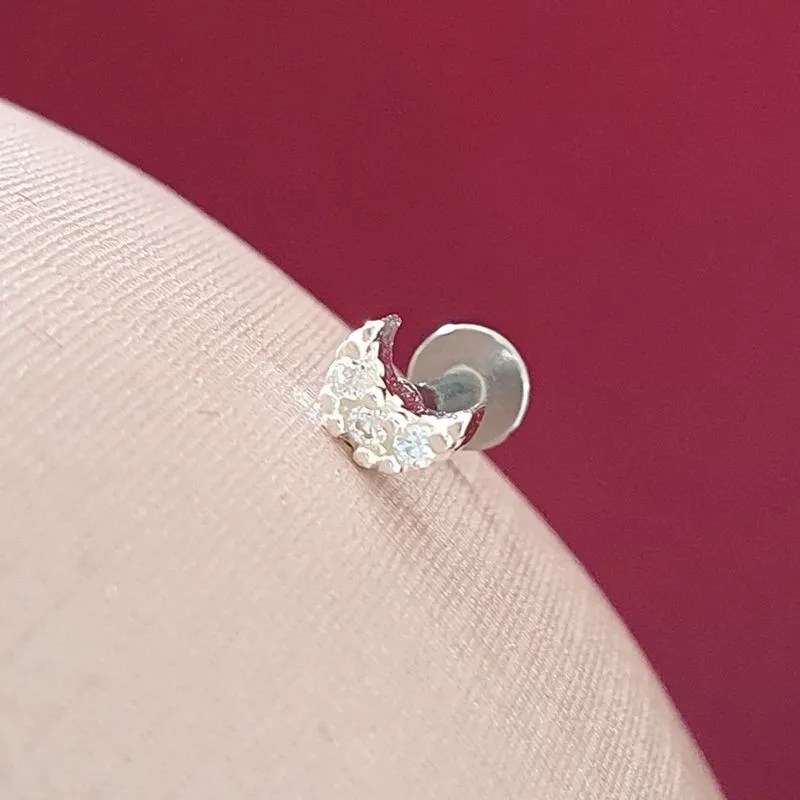 Piercing Lua Cravejada