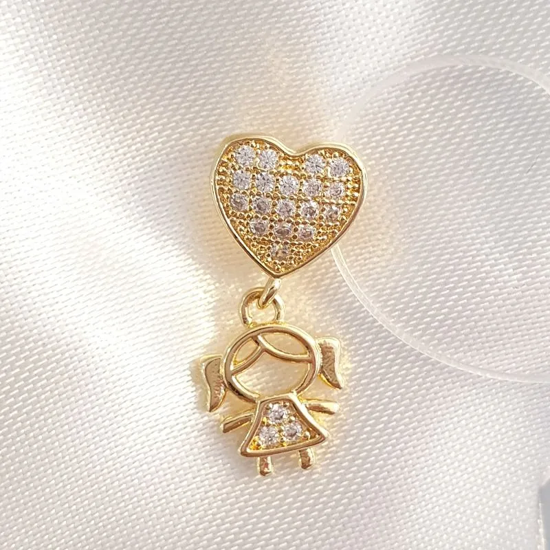 Pingente Coração Menina Cravejada