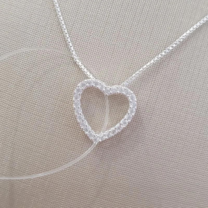 Pingente Coração Vazado Cravejado