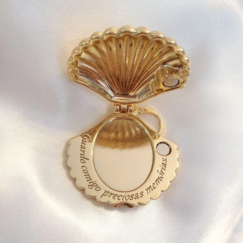 Pingente Relicário Concha