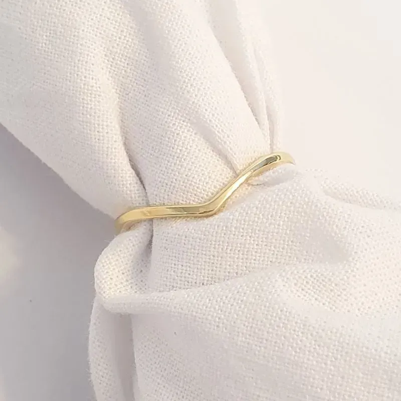 Anel em V Liso (n13)