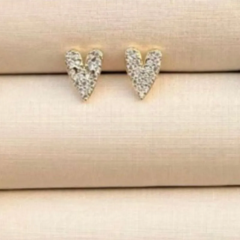 Brinco Coração Cravejado